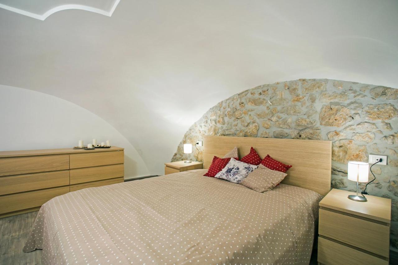 Sirene Holiday Bed & Breakfast กาเอตา ภายนอก รูปภาพ