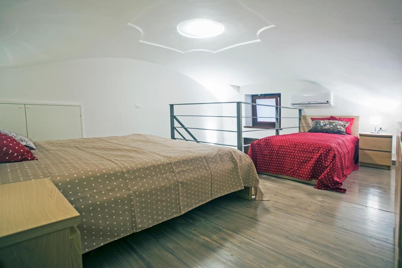 Sirene Holiday Bed & Breakfast กาเอตา ภายนอก รูปภาพ